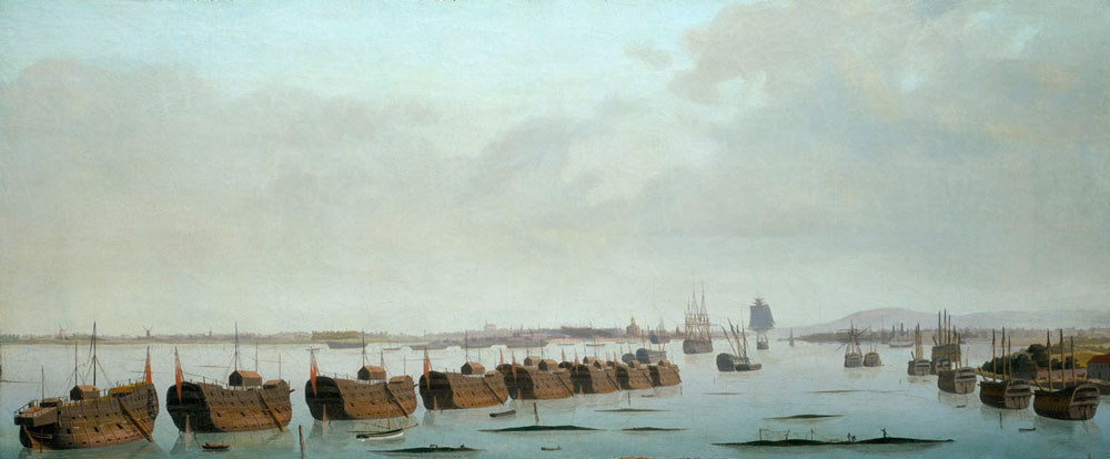 Peinture panoramique représentant des bateaux-prisons ancrés au port de Portsmouth.